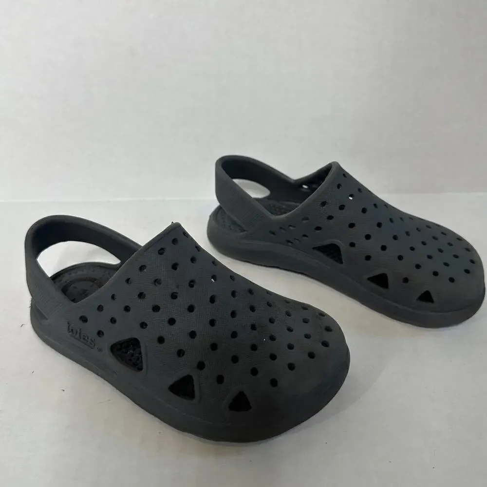 Totes Kids Splash Size US 7 to 8 Gray Slipon Comfy Clog Water Shoes Summer Pool